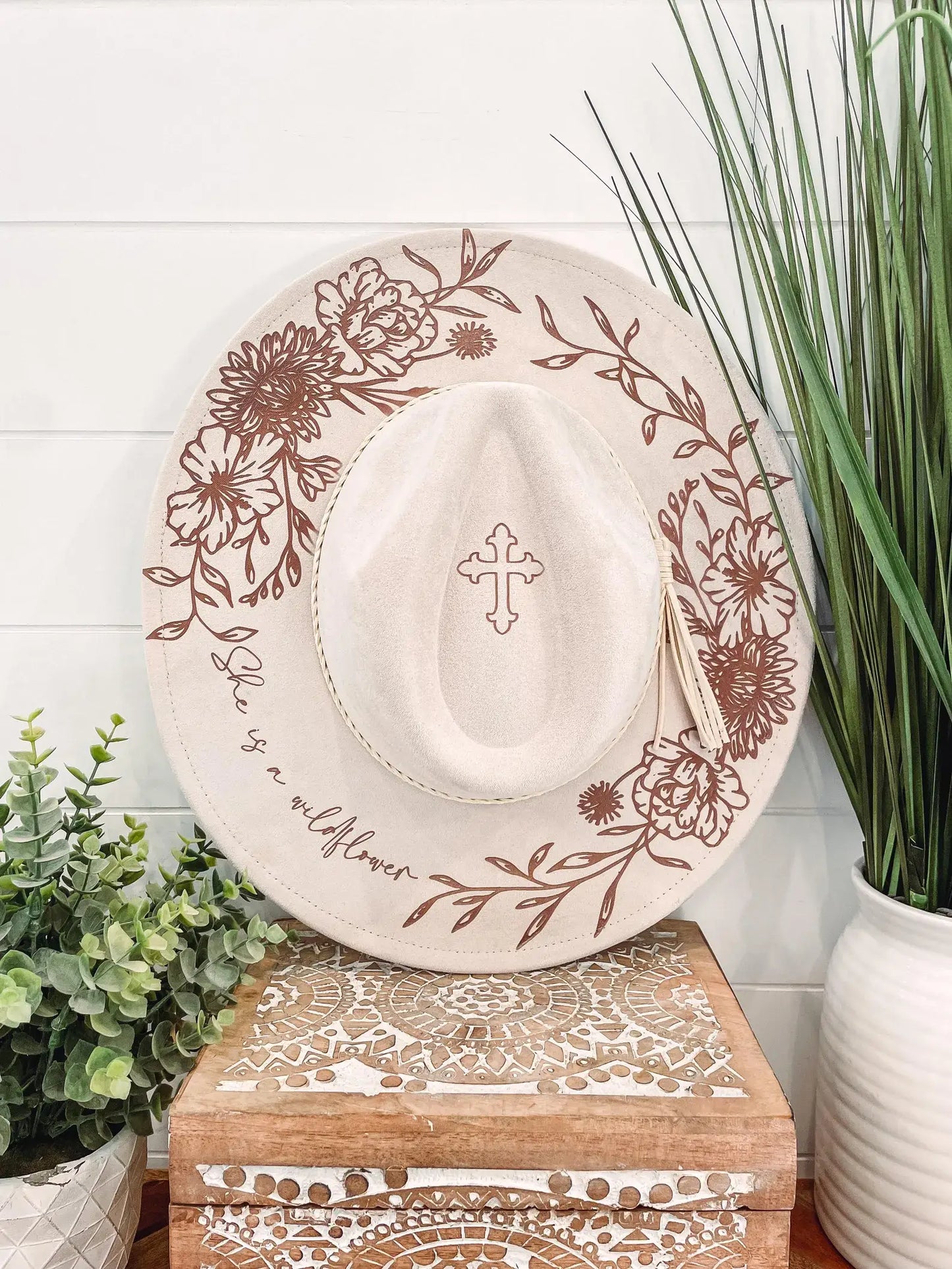 Engraved Floral Hat