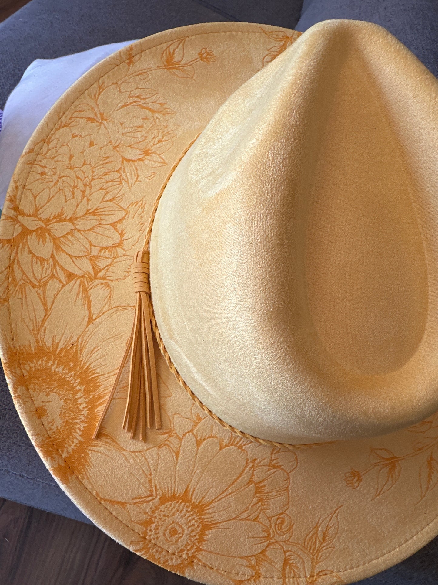 Engraved Sunflower Floral Hat