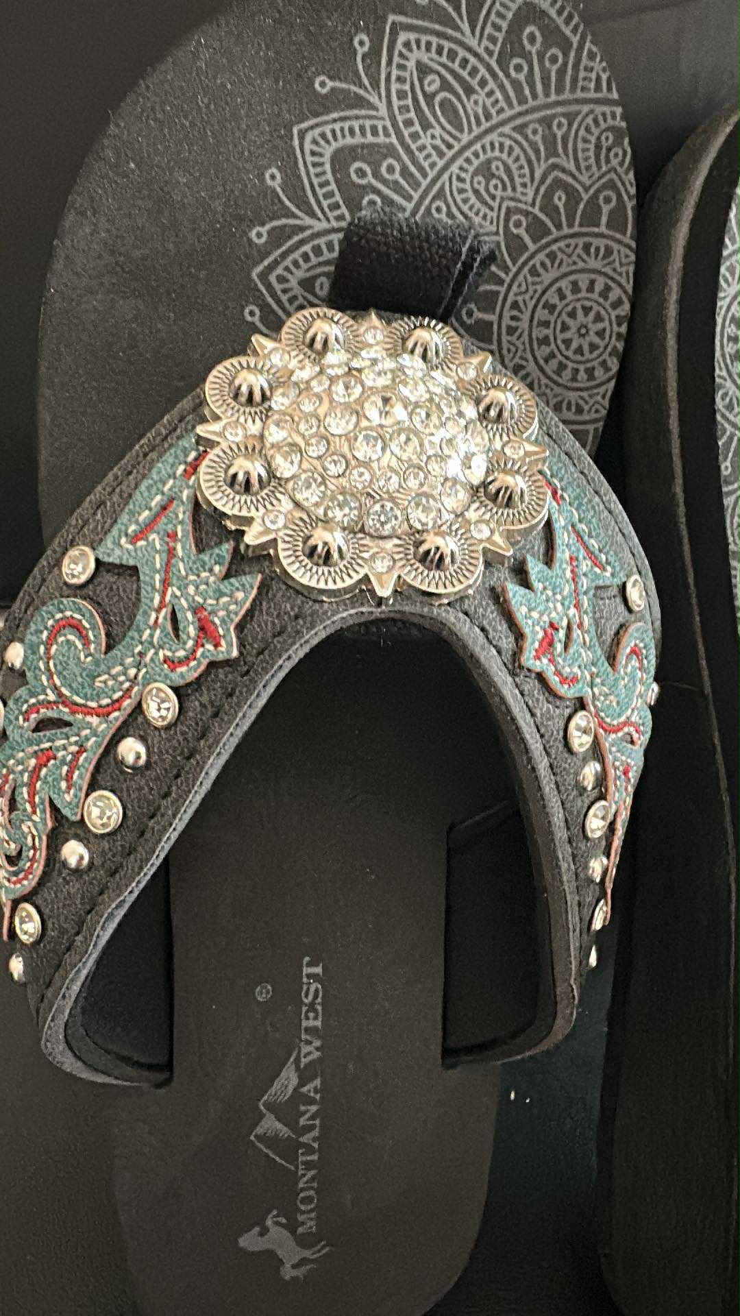 Blue Conch Flip Flops SIZE 8